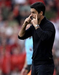 卡拉格：阿森纳过度依赖定位球，他们缺少创造机会的能力