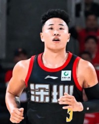 贺希宁：这是一场团队的胜利，感谢球队大家每个人的努力