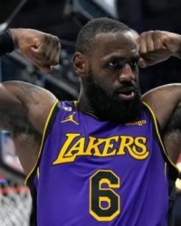 浓眉统治比赛湖人收下第40胜 进前六已手握主动权