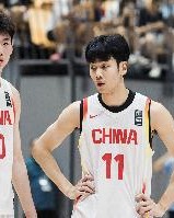 媒体人：今天加拿大U19给的机会是史无前例的多 结果我们没抓住