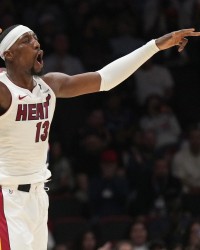 马威谈阿德巴约三分6中4：需要给出称赞 或许我应该早点调整防守