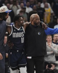 星空体育-哪些球队将低于预期？健康问题困扰独行侠 马刺主帅&amp;amp;投射或成短板