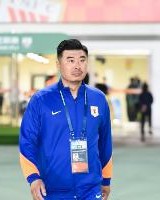 星空体育下载-鲁媒：泰山队将于17日前往大连，预计超1500名球迷现场为球队助威