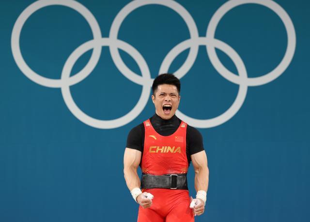 1723356361393045569.jpg 巴黎奥运会丨举重——男子61公斤级:李发彬夺冠XxjpseC007058_20240808_MVPFN0A001.jpg